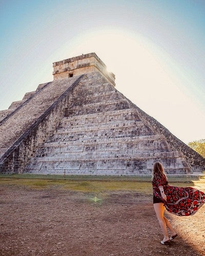 social media post by taralee_travelling