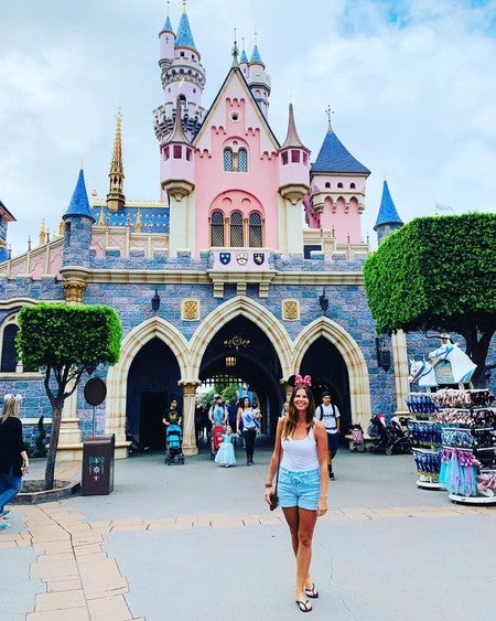 social media post by chloegill30