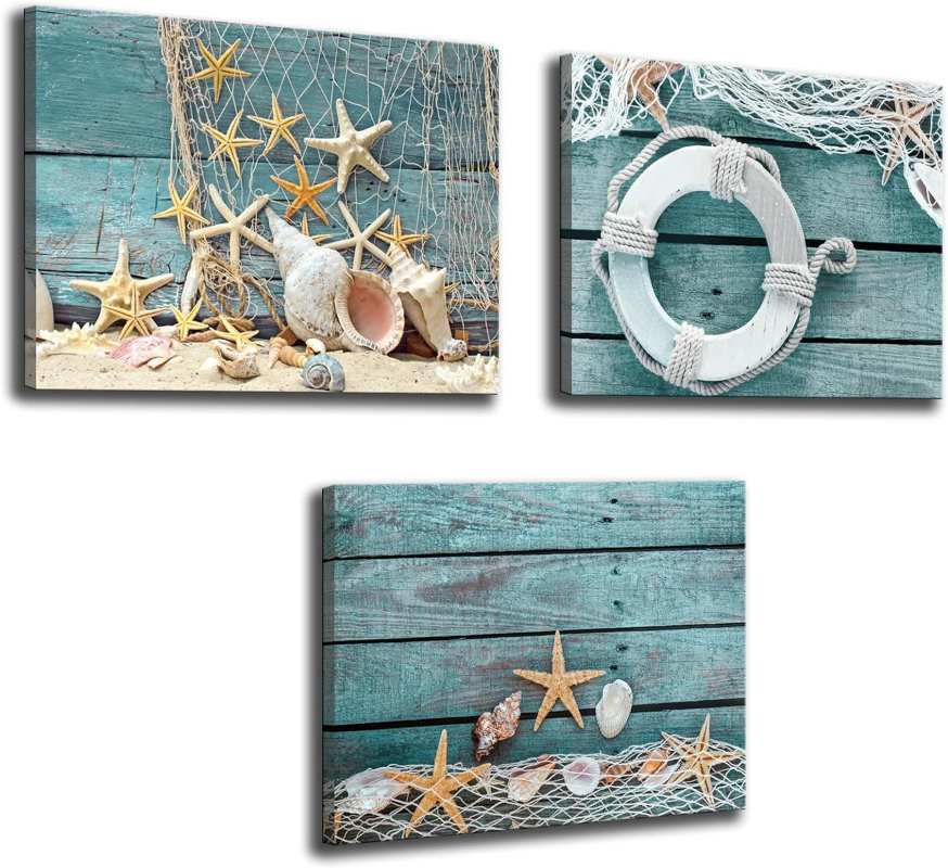 beach artwork with star fish and fishing net
