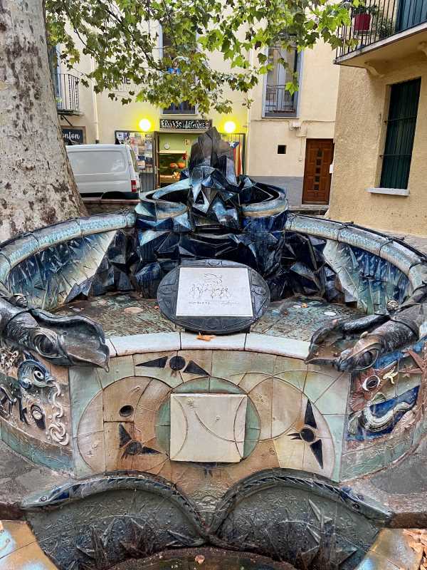 empty fountain like art structure