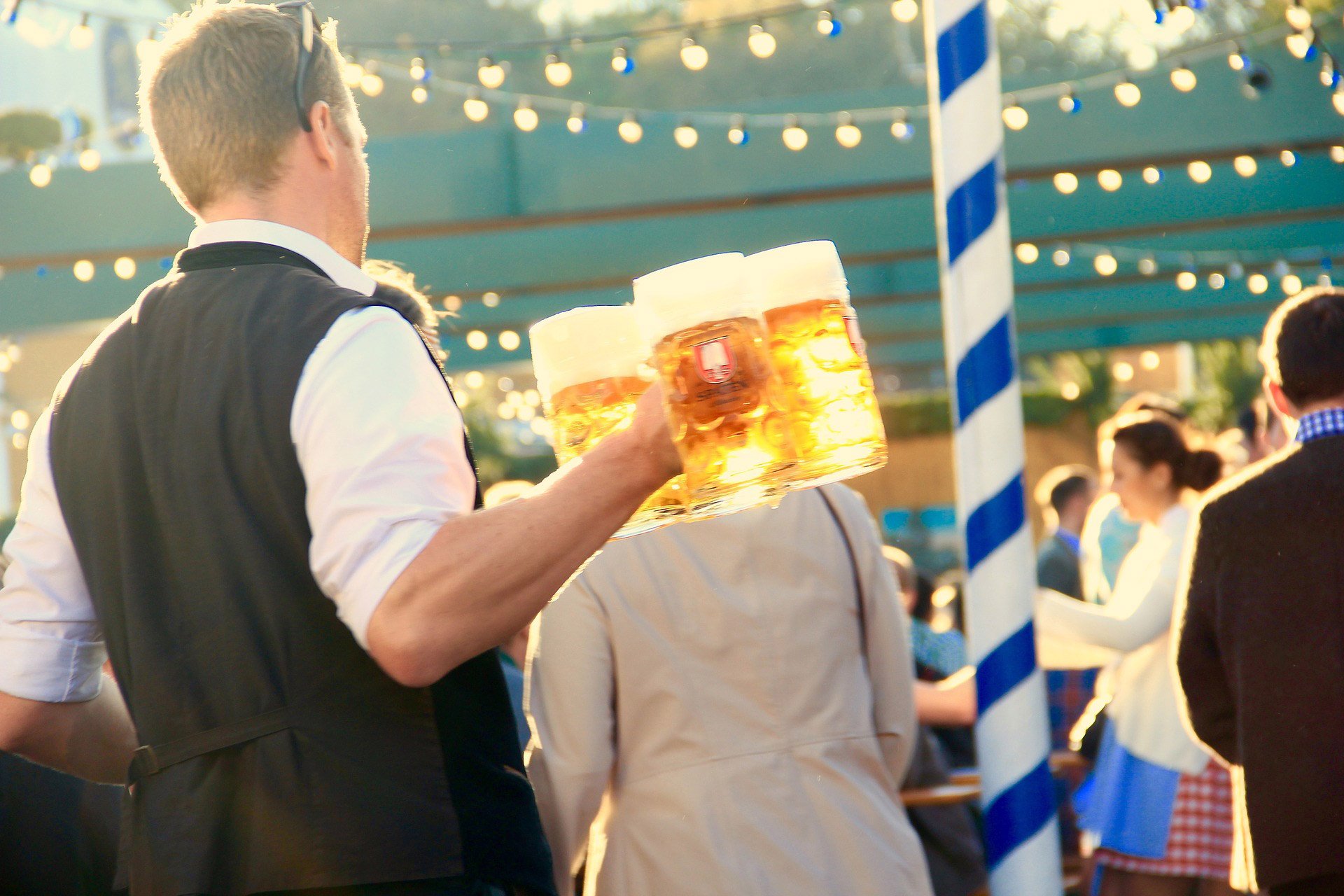 destination-reviews-germany-munich-oktoberfest-1