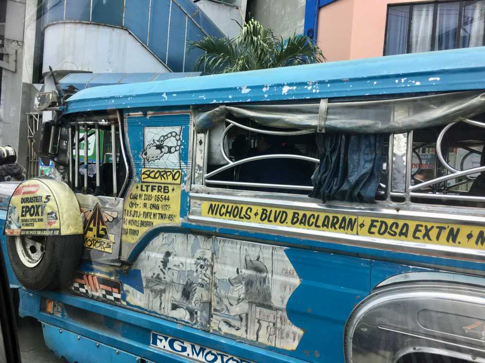blue jeep- philippines vs thailand