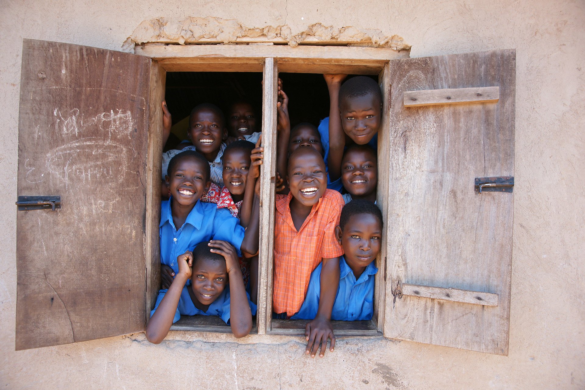 The Pros & Cons of Volunteering Abroad