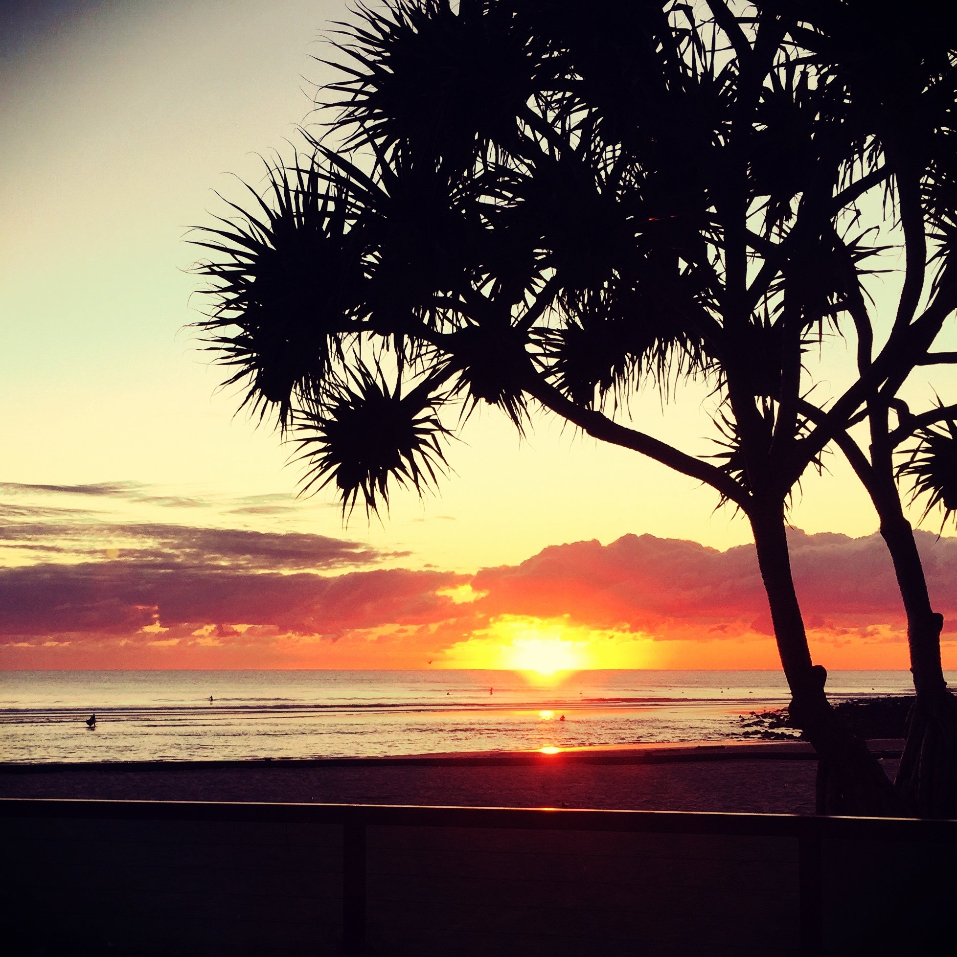 Sunrise_Burleigh..jpg