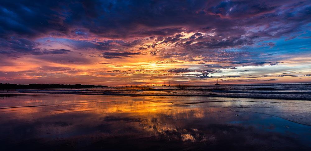 sunset-at-tamarindo-beach