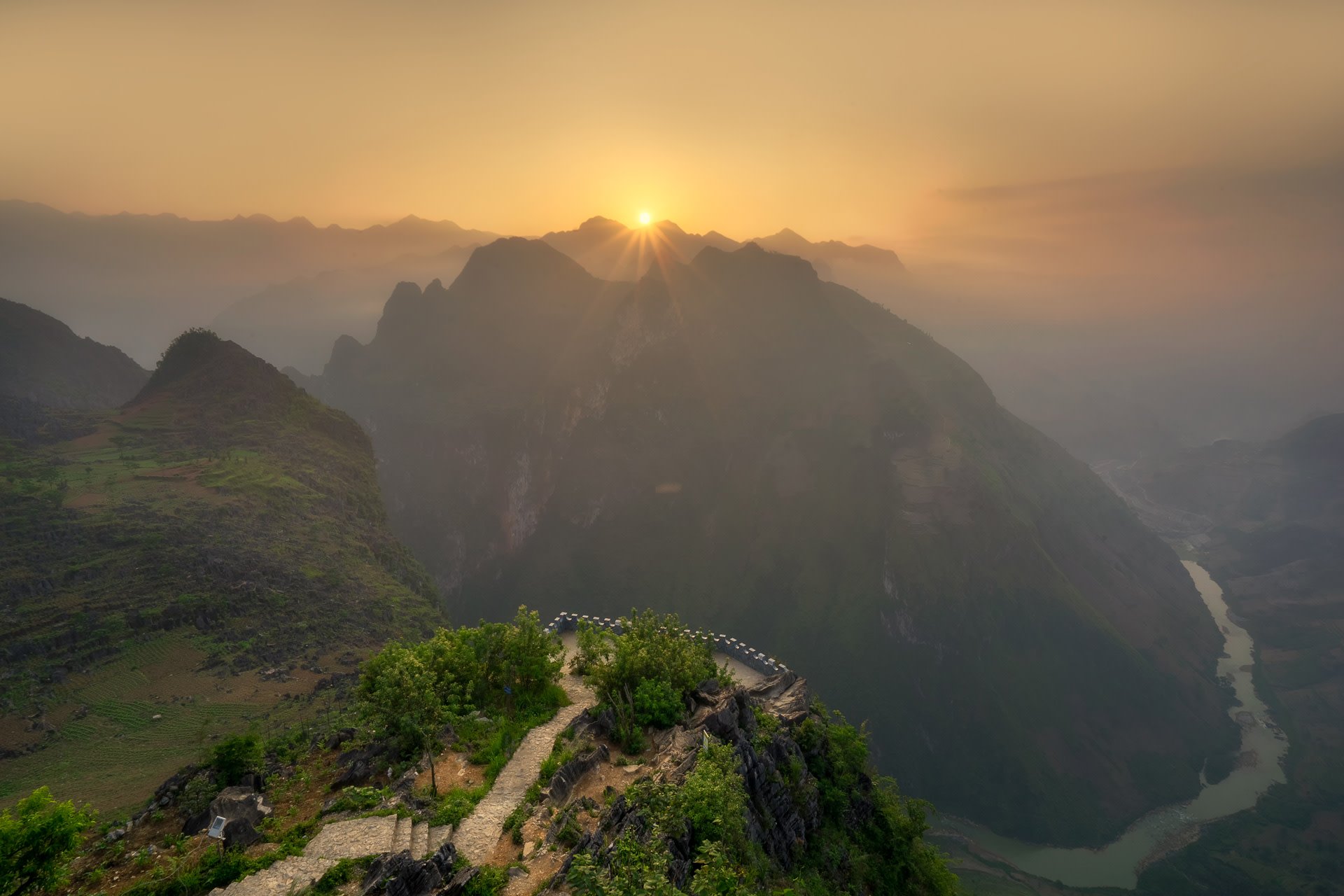 5 Reasons to Teach English in Vietnam