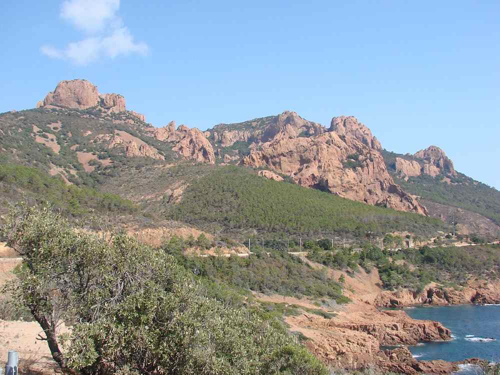lushy green hill between the Mediterranean and Provenc- Best Things to Do in Antibes