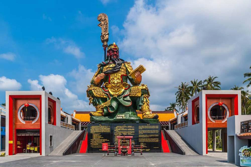 16-meter-high statue of Guan Yu- the God of War