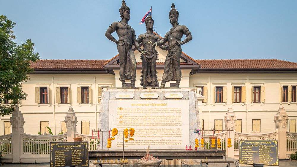 Three Kings Monument in the middle of the park