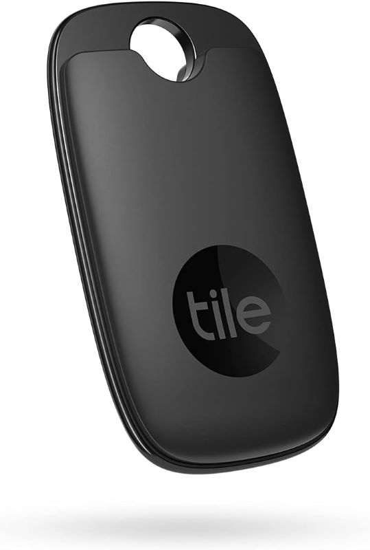 black Tile Pro, A luggage tracker
